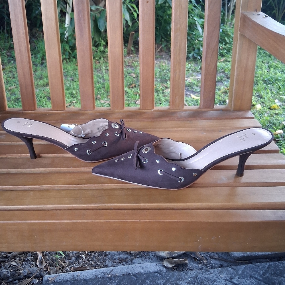 Time and Tru Dark Brown Women's Heels - Picture 6 of 7